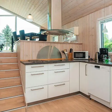 Three-bedroom Holiday In Borkop 7 *